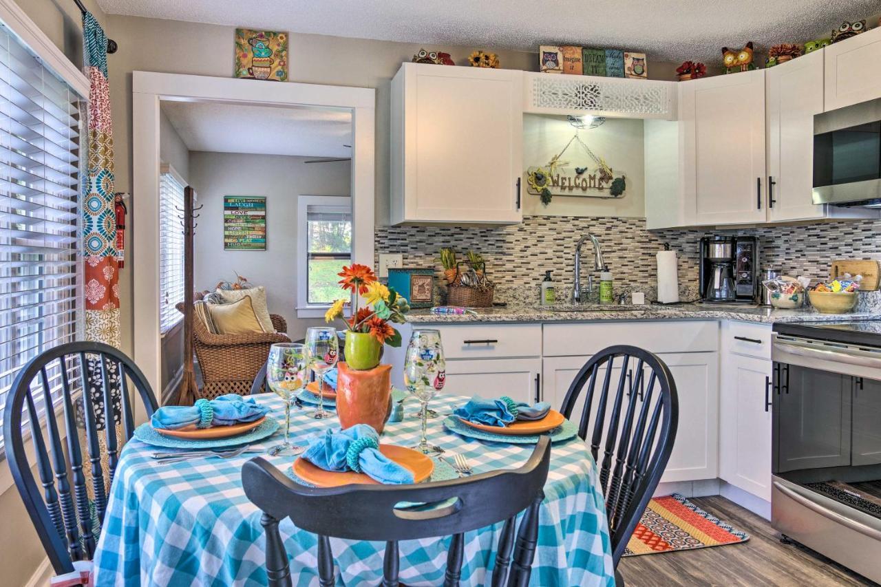 Shaw Creek Cottage With Fire Pit And Forest Views Hendersonville Extérieur photo